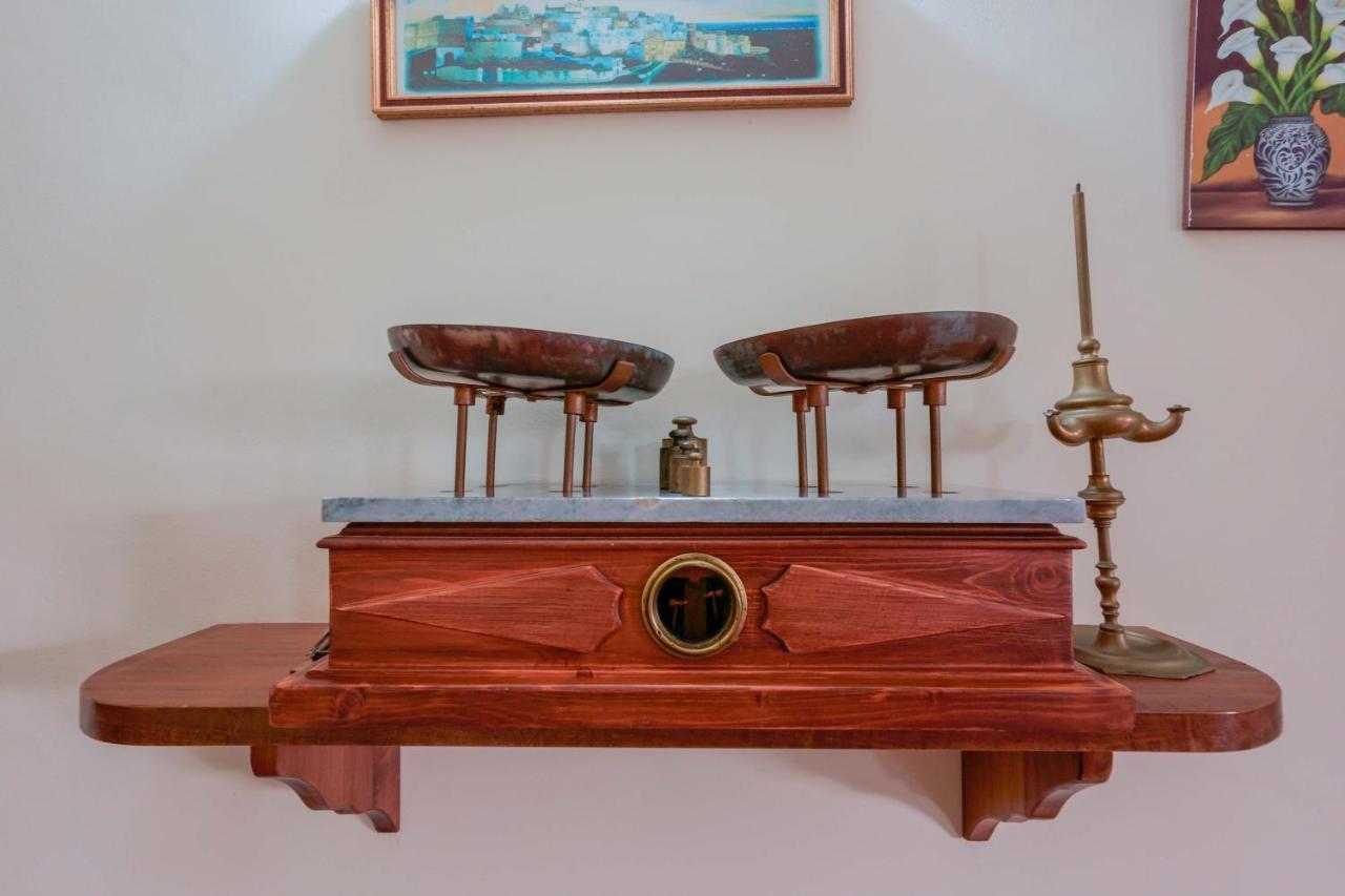 Bed And Breakfast Cairoli Exclusive Room San Pietro Vernotico Exterior photo